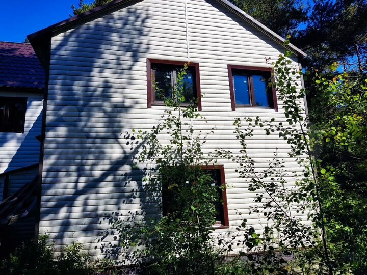 Дом 180 м² на участке 13 сот.