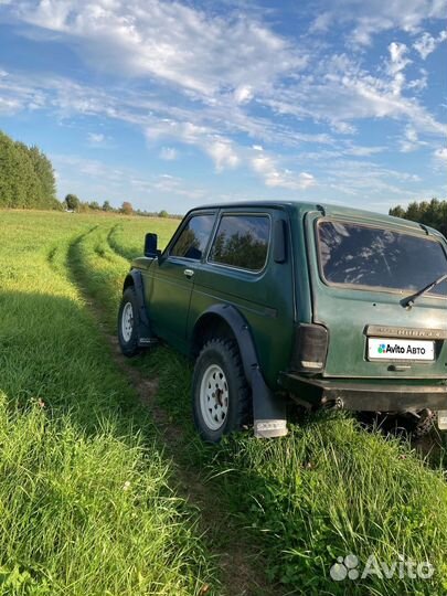 LADA 4x4 (Нива) 1.7 МТ, 2000, 103 000 км