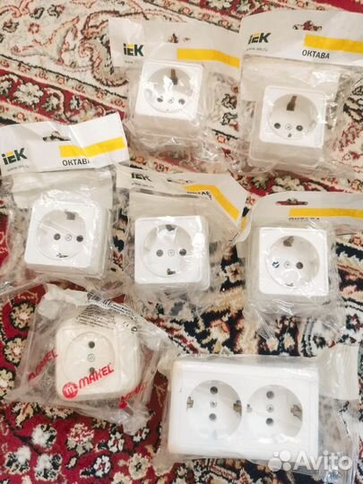 Розетки, выключатели