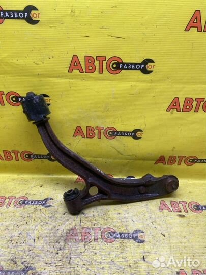 Рычаг подвески передний правый Dodge Caravan EFA