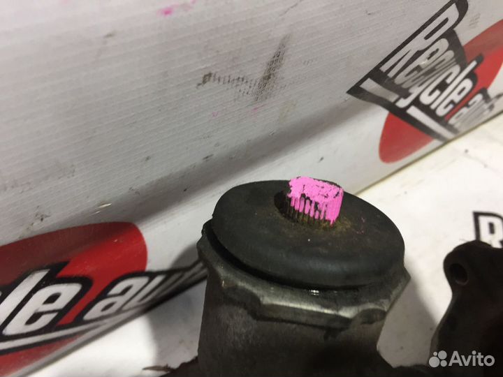 Рулевой редуктор toyota dyna XZU378 N04C 2006