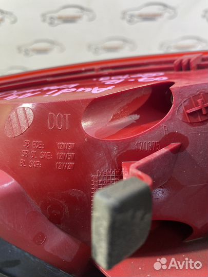 Фонарь задний правый в крыло Audi A4 B8 07-12