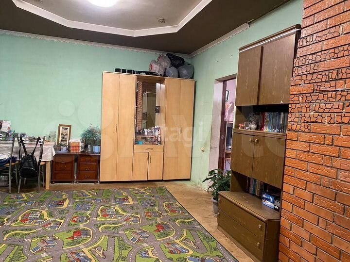 Дом 140 м² на участке 4 сот.