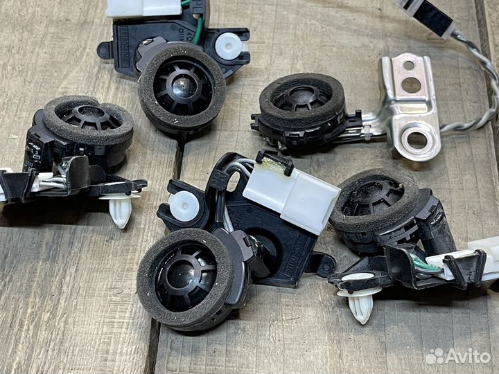 Динамик оригинальный Toyota Land Cruiser Prado 150