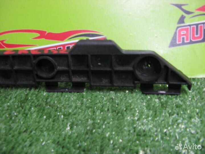 Крепление бампера toyota NDE150,NRE150,ZRE151,ZRE1