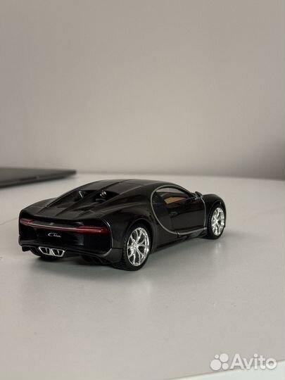 Bugatti Chiron 1/24 maisto