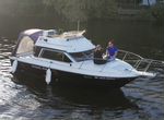 Катер лодка яхта Bayliner 2556 с прицепом