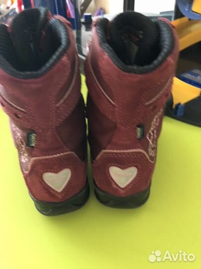 Ботинки на девочку Geox