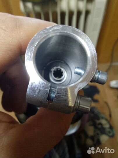 Редуктор нижний для бензокосы