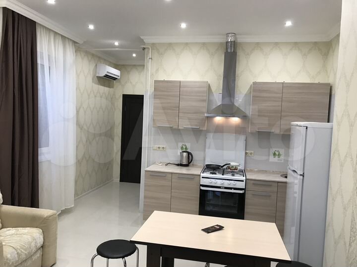 2-к. квартира, 50 м², 1/3 эт.