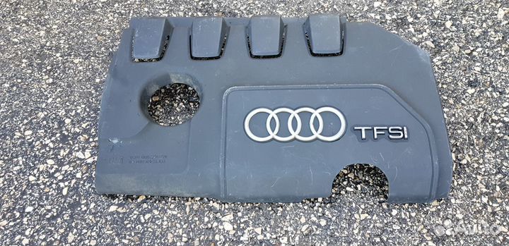 Audi A3 2008-2013 Крышка двс Декоративная