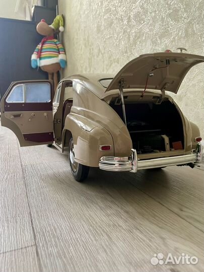 Автомобиль газ М-20 победа 1:8 от deagostini