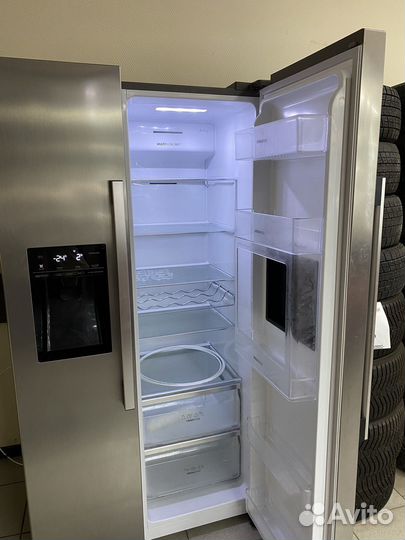 Холодильник Gorenje NRS9182VXB1