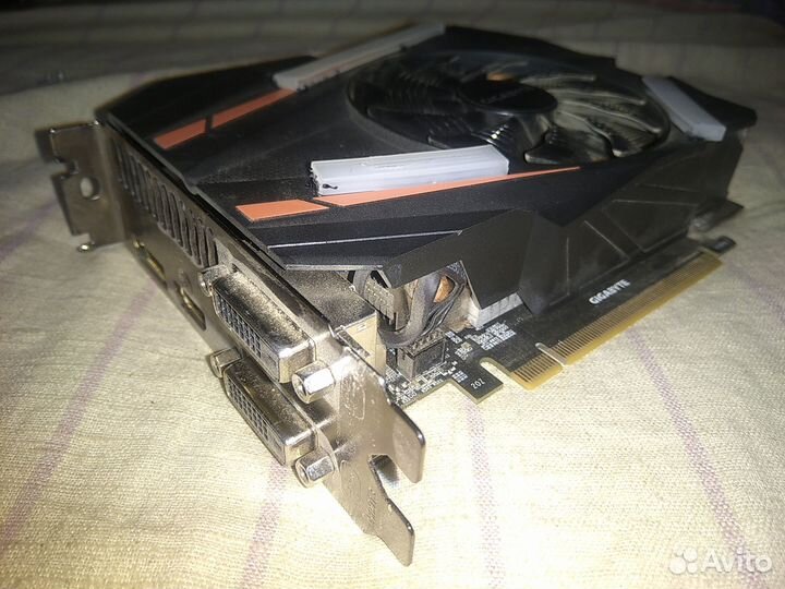 Видеокарта Gigabyte GeForce GTX 1070 Mini ITX 8 gb