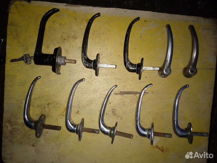 Ручки дверей газ 69 хром и мат