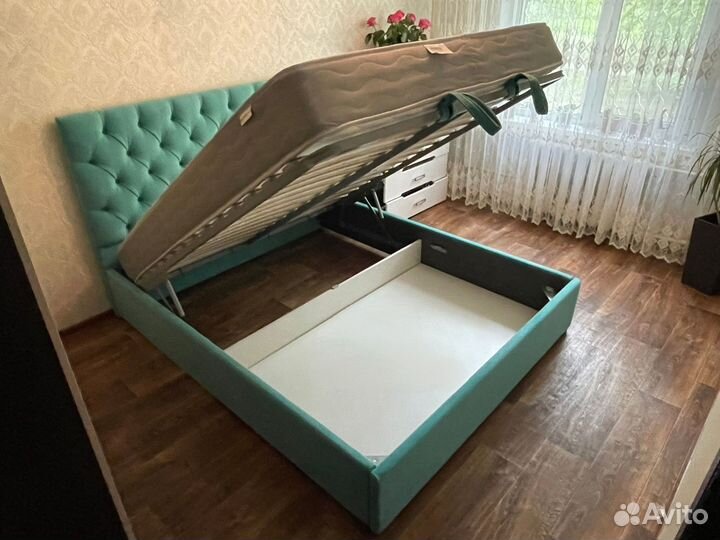 Кровать 160х200 с матрасом