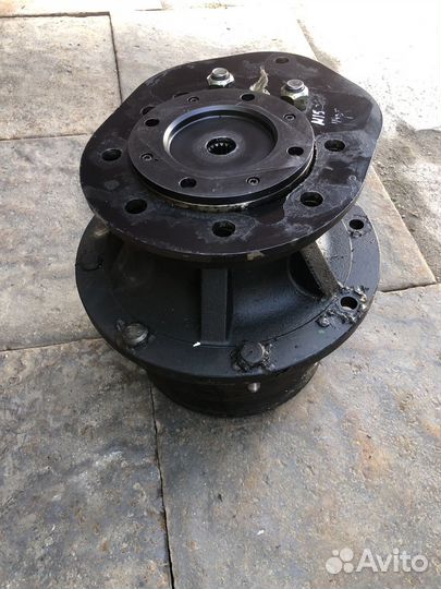 Бортовой редуктор MacDon