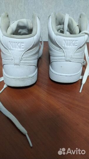 Кроссовки nike женские