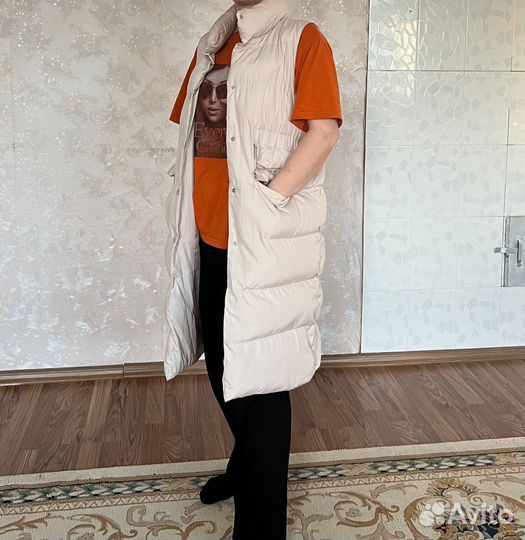 Пуховик жилетка