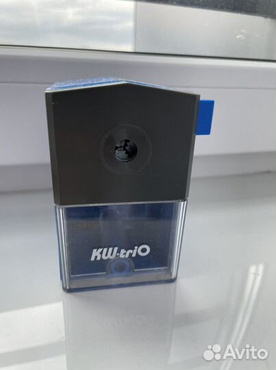 Точилка для карандашей механическая