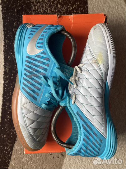 Футзалки Nike Lunar Gato