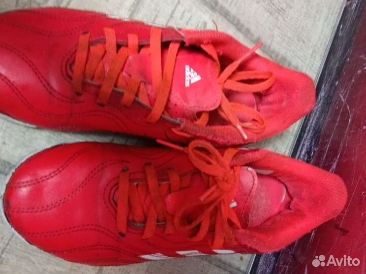 Бутсы adidas (футзалки)