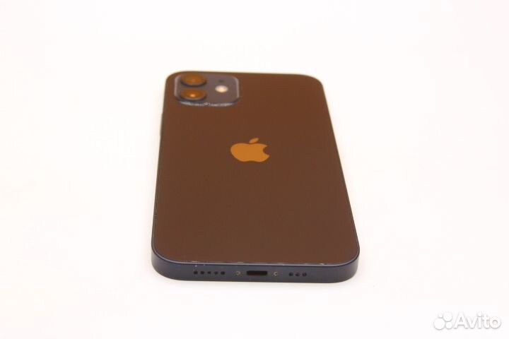 iPhone 12, 64 ГБ