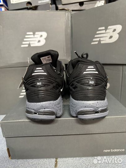 New Balance 1906R Cordura Pouch – Black