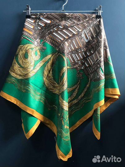 Головной убор платок