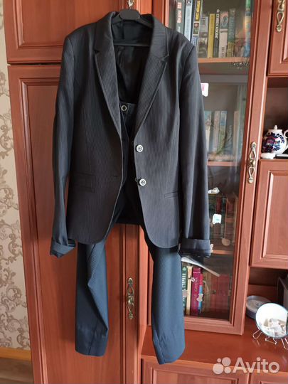 Женский комплект школьной формы 44 размер