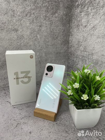Xiaomi 13 Lite, 8/256 ГБ