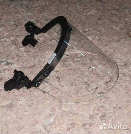 Защитные лицевые щитки с креплением на каску