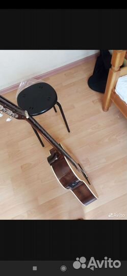 Гитара с подключением