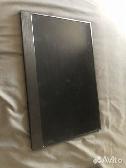 Портативный монитор 15.6