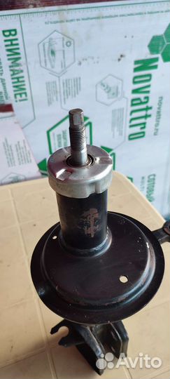 Стойка передняя правая ваз 2114