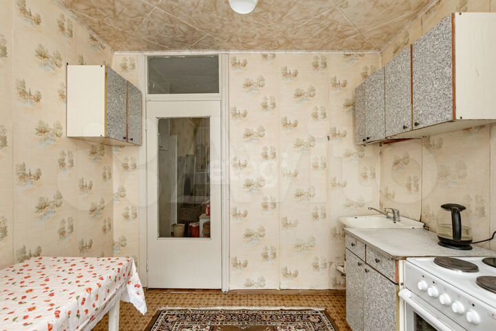 2-к. квартира, 57 м², 1/12 эт.