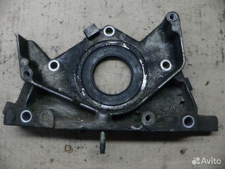 Крышка коленвала передняя citroen C4 2005-2011