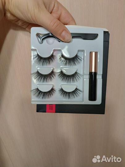Магнитные ресницы в коробке