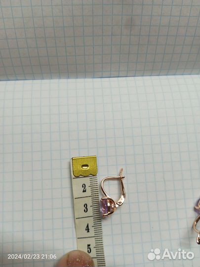 Серьги из медицинского сплава