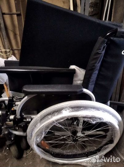 Кресло-коляска инвалидная