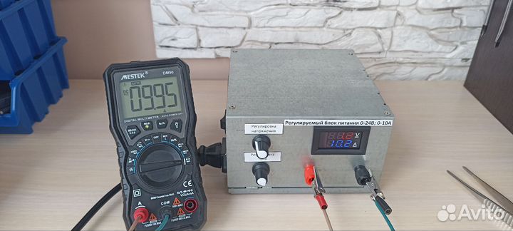 Регулируемый блок питания