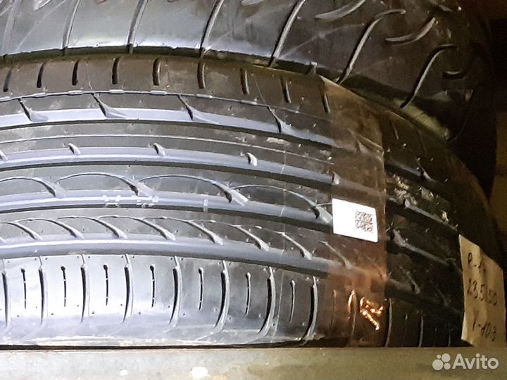 Yokohama Advan Sport V103 235/50 R17