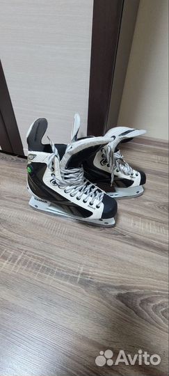 Коньки хоккейные Reebok White K Pump