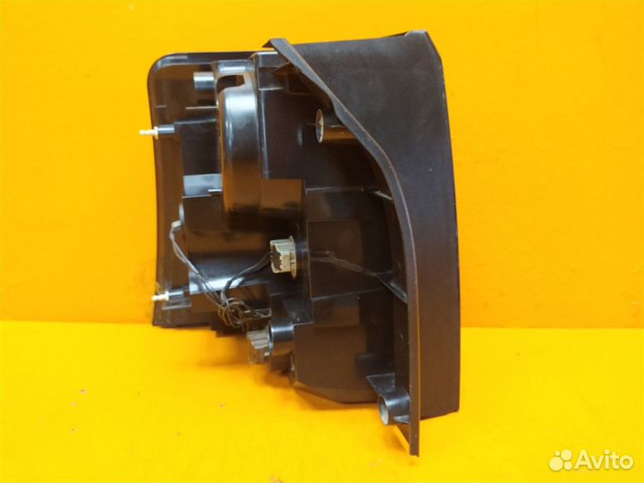 Фонарь правый Land Rover Range Rover Sport 1 L320