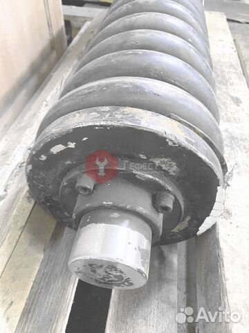 Натяжитель гусеницы Hyundai R210NLC 81N6-14012GG