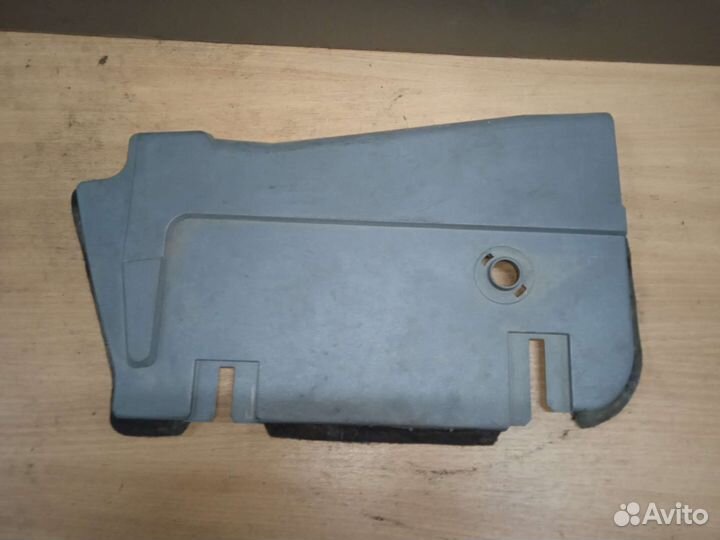 Накладка торпедо ног пассажира BMW 5 E39 бмв 5 е39