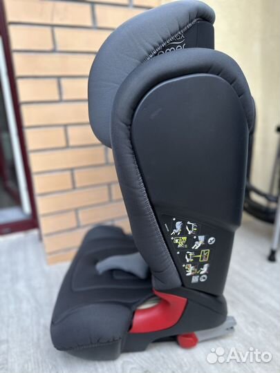 Автокресло Britax Romer Kidfix 2R 15-36 кг