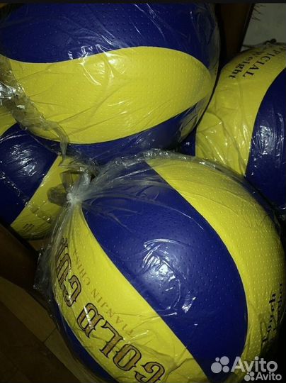 Волейбольный мяч новый