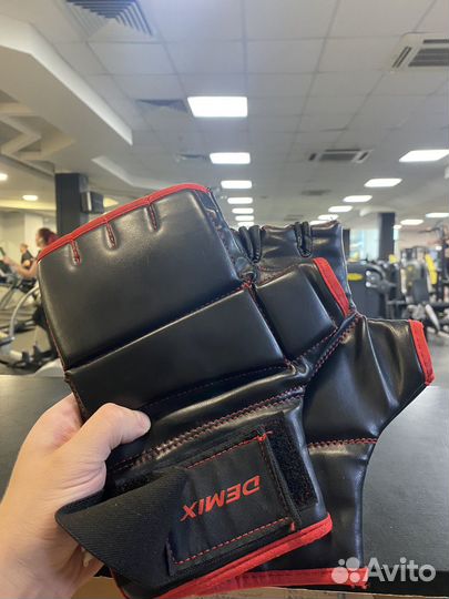 Шингарды перчатки Demix