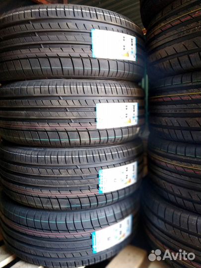 Triangle Sports TH201 225/45 R18